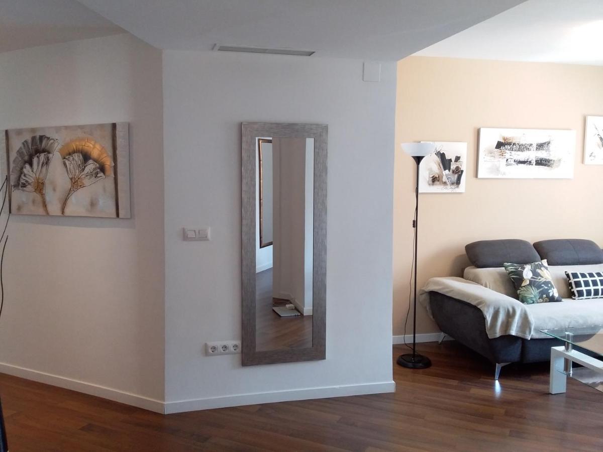 Apartamentos Sevilla Valencia Luaran gambar