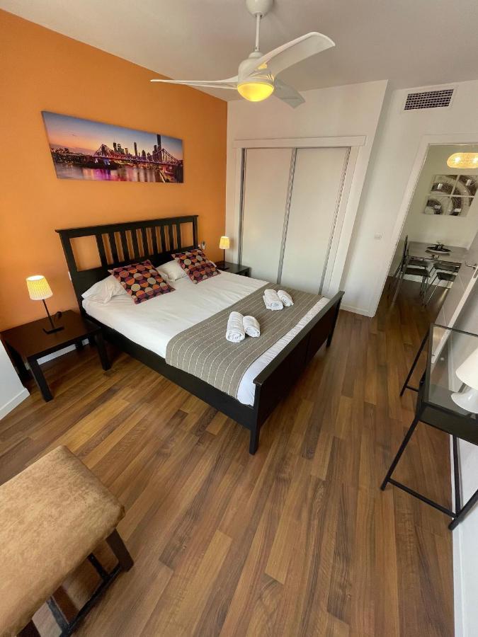 Apartamentos Sevilla Valencia Luaran gambar